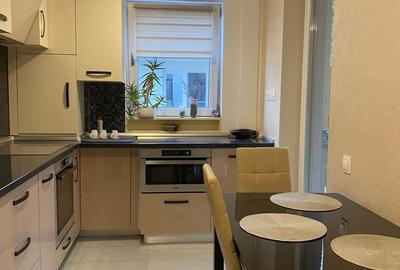 Apartament cu 2 camere decomandat în Albert - 3