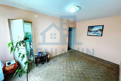 Apartament cu 2 camere semidecomandat în Valea Rosie - 2