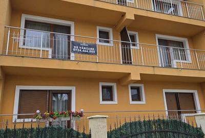 Casă cu 8 camere cu Teren 250 Mp în Central - 17