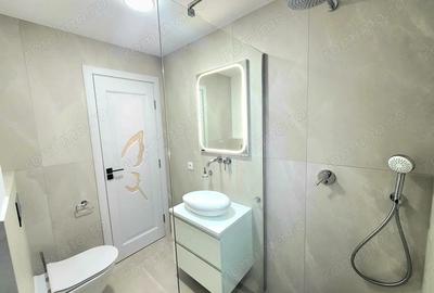 Apartament cu 3 camere decomandat în Cornișa - 1