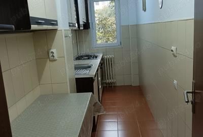 Inchiriez apartament 2 camere - 4