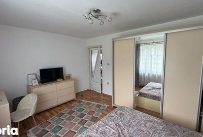 Casă cu 5 camere cu Teren 2011 Mp în Central - 17