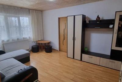 Apartament cu 3 camere semidecomandat în Nord - 2