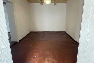 Casă cu 4 camere în Central - 5