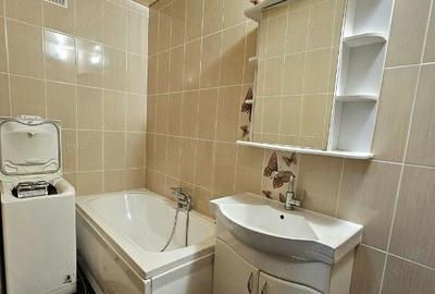 3 camere de vanzare Piata Romana - 6