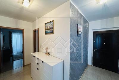 Apartament cu 3 camere nedecomandat în Șelimbăr - 8