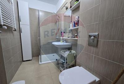 DE VANZARE Apartament cu 3 camere CLUB LAC SNAGOV - 2