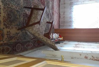 Casă cu 4 camere în Șiacu - 9