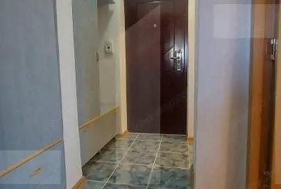 Garsonieră decomandată în Central - 1