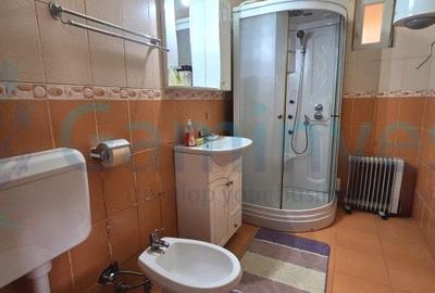 Casă individuală cu 11 camere cu Teren 781 Mp în Pietroasa - 11