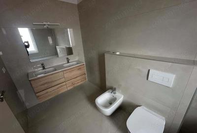 Casă cu 5 camere cu Teren 330 Mp în Giroc