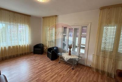 Casă cu 3 camere cu Teren 990 Mp în Fitionești - 4