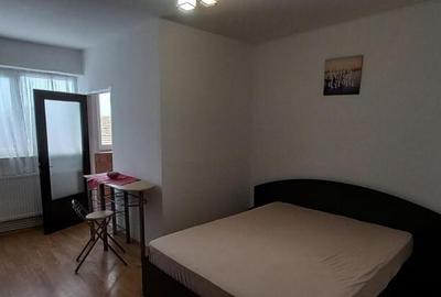 Centru, Antoniadis, garsoniera, 28mp, gaze, inchirieri Constanta