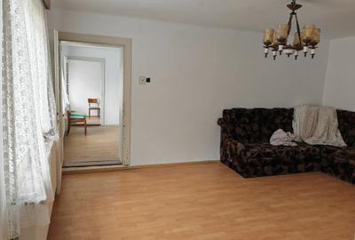 Casă individuală cu 4 camere cu Canalizare în Hălchiu - 5