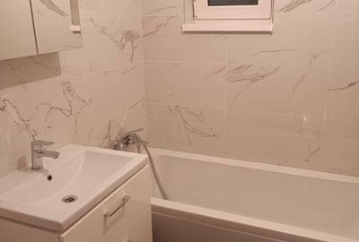 Apartament cu 3 camere decomandat în Central - 1