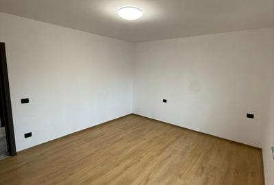 Casă cu 3 camere cu Teren 350 Mp în Letea Veche - 18
