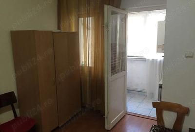 Garsonieră decomandată în Central - 2