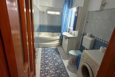 Apartament cu 3 camere decomandat în Ultracentral
