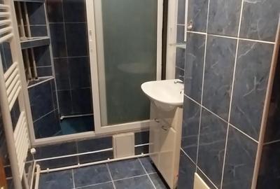 Apartament cu 2 camere decomandat în Micro 17 - 2