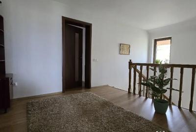 Casă cu 7 camere în Șura Mare - 16