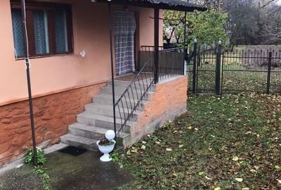 Casă individuală cu 4 camere cu Teren 1350 Mp în Pui - 2