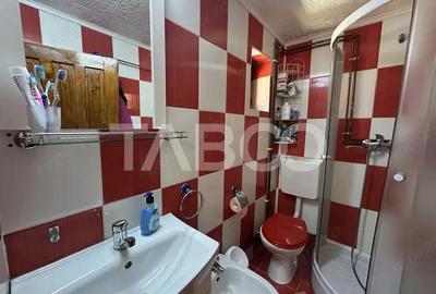 Casă cu Teren 250 Mp în Tău - 12