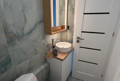 Apartament cu 3 camere decomandat în Dacia - 2