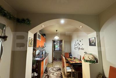 Apartament 4 camere, 80 mp, decomandat, zona 23 August - 10