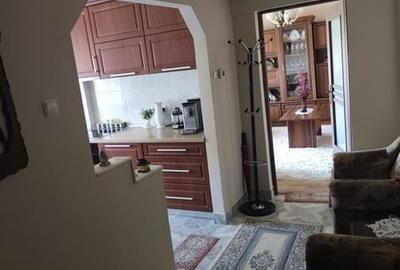 Apartament cu 2 camere în Micro 16 - 4
