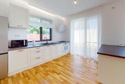 Casă cu 4 camere cu Teren 316 Mp în Petrești - 1