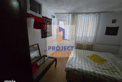 Casă cu 4 camere cu Teren 244 Mp în Sălătrucu - 2