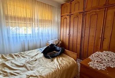 APARTAMENT 2 CAMERE SEMIDECOMANDAT CONFORT 1 ZONA POARTA 6 - 4