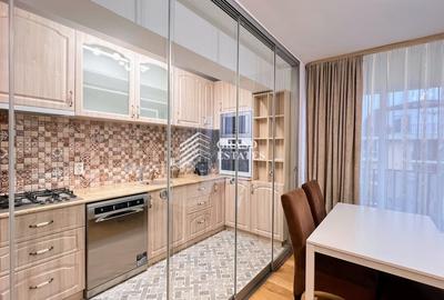 Apartament cu 3 camere decomandat în Central - 9