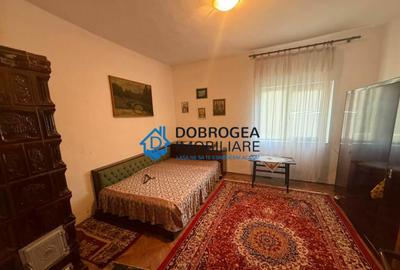 Casă cu 5 camere cu Teren 675 Mp în Central - 10