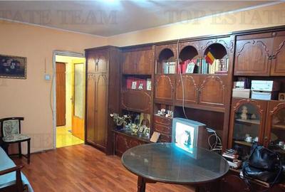 Apartament de 3 camere, in bloc reabilitat, zona verde in Dr - 3