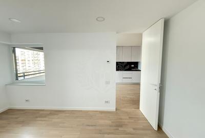 Apartament cu 4 camere decomandat în Central - 4