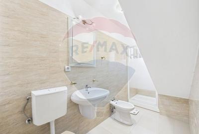 Duplex cu 4 camere de vanzare in zona Colentina - 5