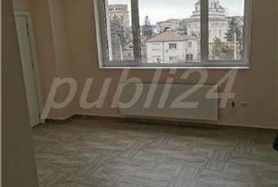 Spațiu comercial, de 300 mp, în Independenței - 1