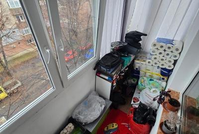 Apartament cu 3 camere decomandat în Micro 17 - 2
