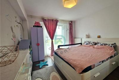 Apartament cu 3 camere decomandat în Tractorul - 2