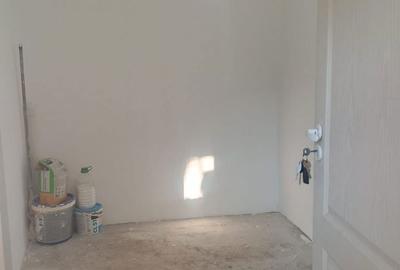 Casă cu 3 camere cu Teren 104 Mp în 23 August - 7