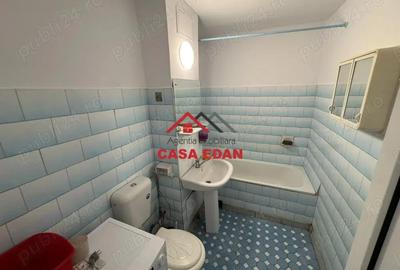 Casă cu 3 camere decomandat în Central - 2