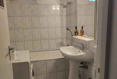Apartament cu 2 camere semidecomandat, mobilat în Titan - 4