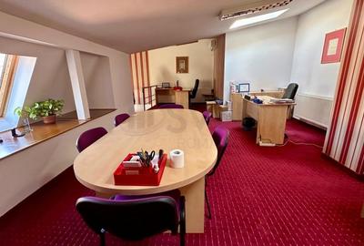 REA1021651 Apartament 6 camere pretabil birou sau rezidential REA1021651 Apartament 6 camere pretabil birou sau rezidential - 6