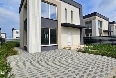 Casă cu 4 camere în Tamași - 1
