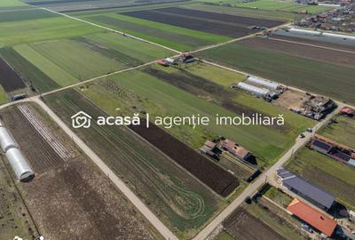 Teren de 3600 mp, în Central - 8