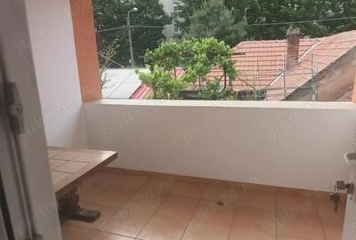 Casa singulara, an 2012, zona Lipovei - 7