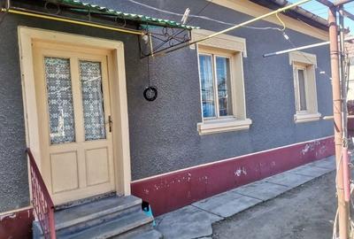 Casă cu 4 camere în Chișineu-Criș - 8