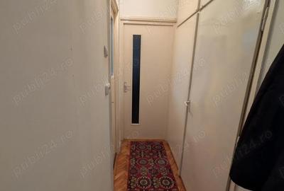 Apartament cu 4 camere decomandat în Central - 3