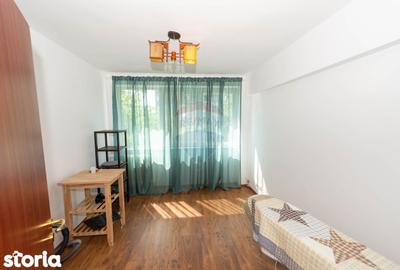 Apartament cu 3 camere semidecomandat, mobilat în Titan - 1